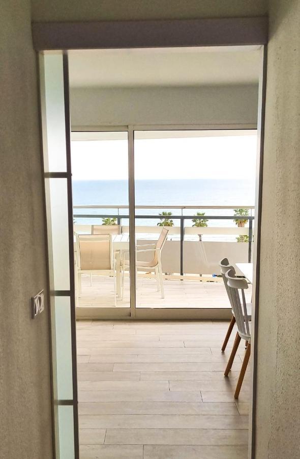 Fantastic Sea View On The Beach Salou Esterno foto