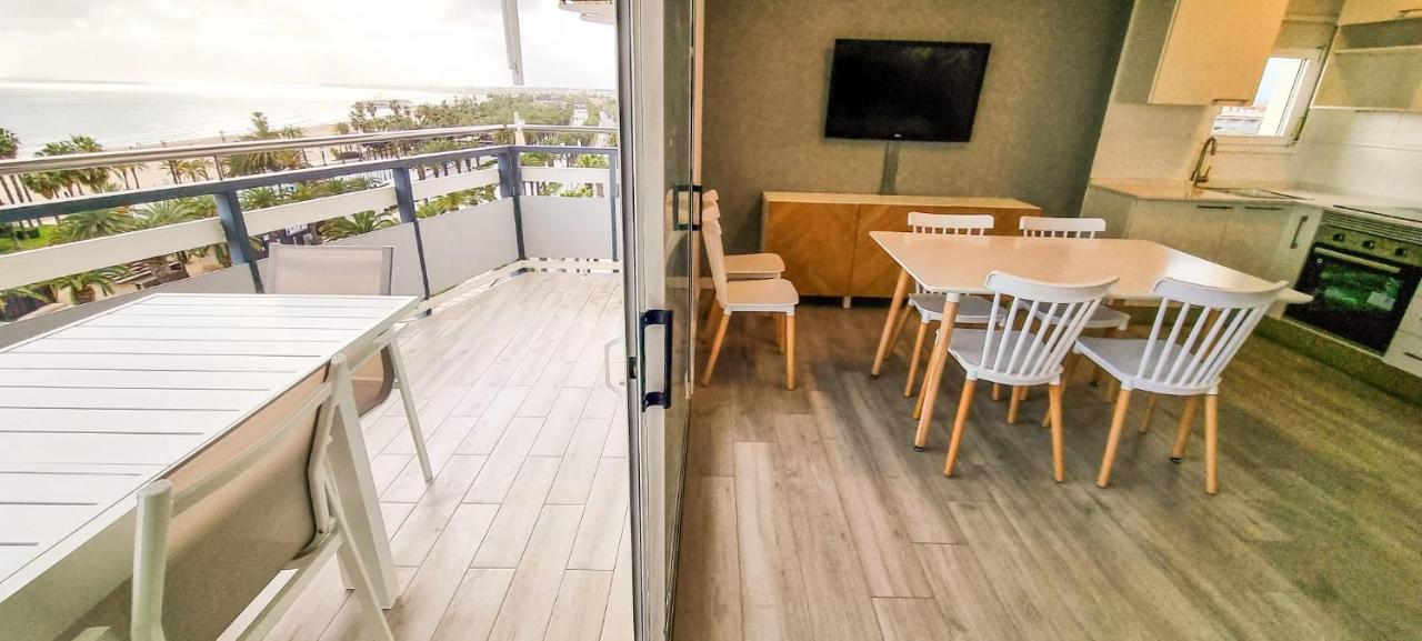 Fantastic Sea View On The Beach Salou Esterno foto